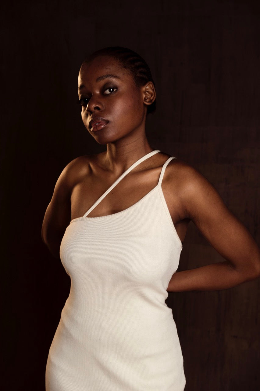 Robe AYA – Ligne pure